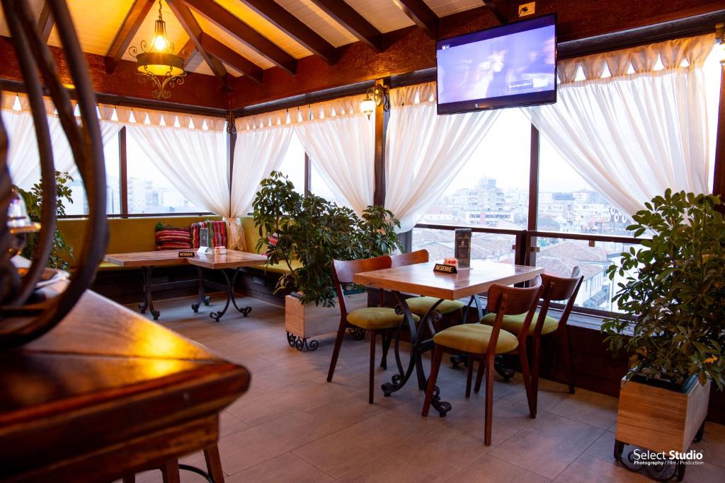 SAHATI Hotel & Restaurant - Imazhi 4