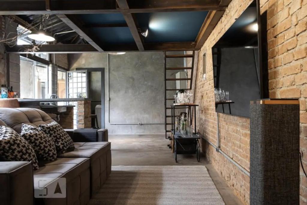  Casa Loft Industrial c/ Área Externa/Cama King/Churrasqueira