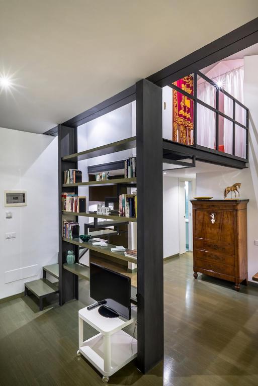 MANSARDINA - 1 min from Accademia - duplex stylish and cosy - 9