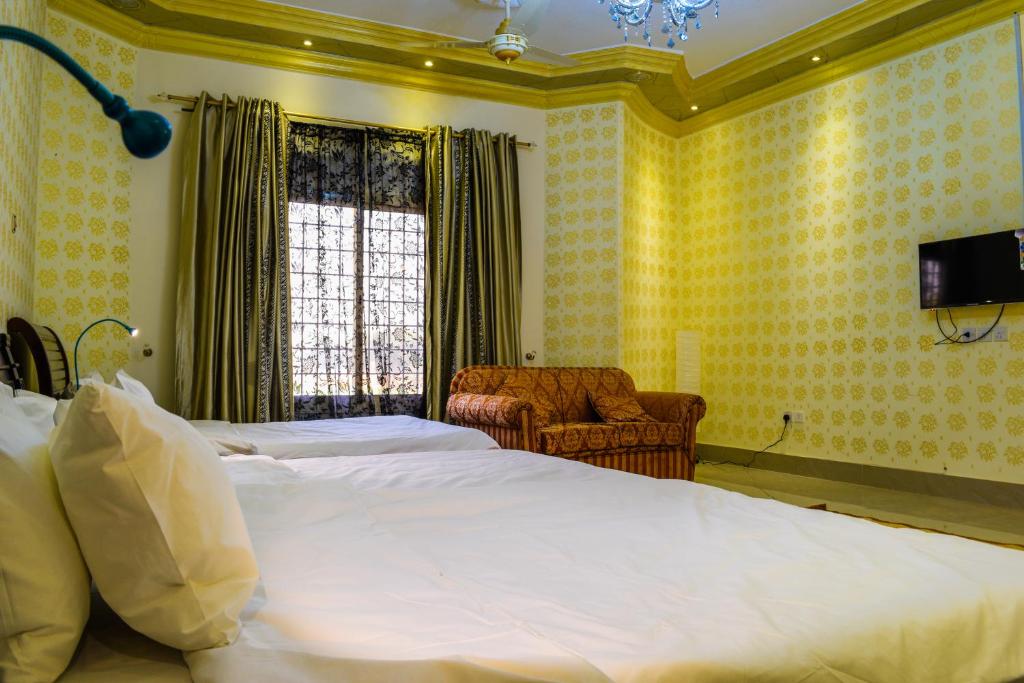 Arabian Lodges - Triple Room With Garden View