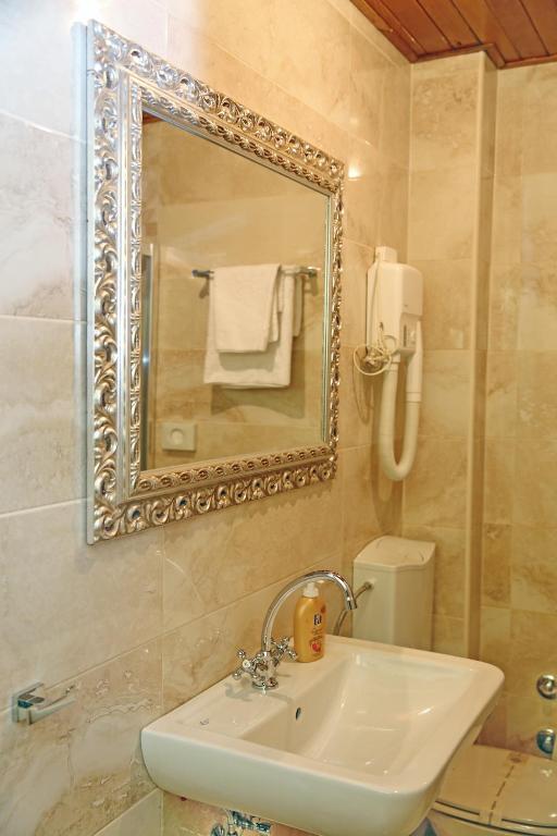 Koupelna v ubytování Hotel Marija