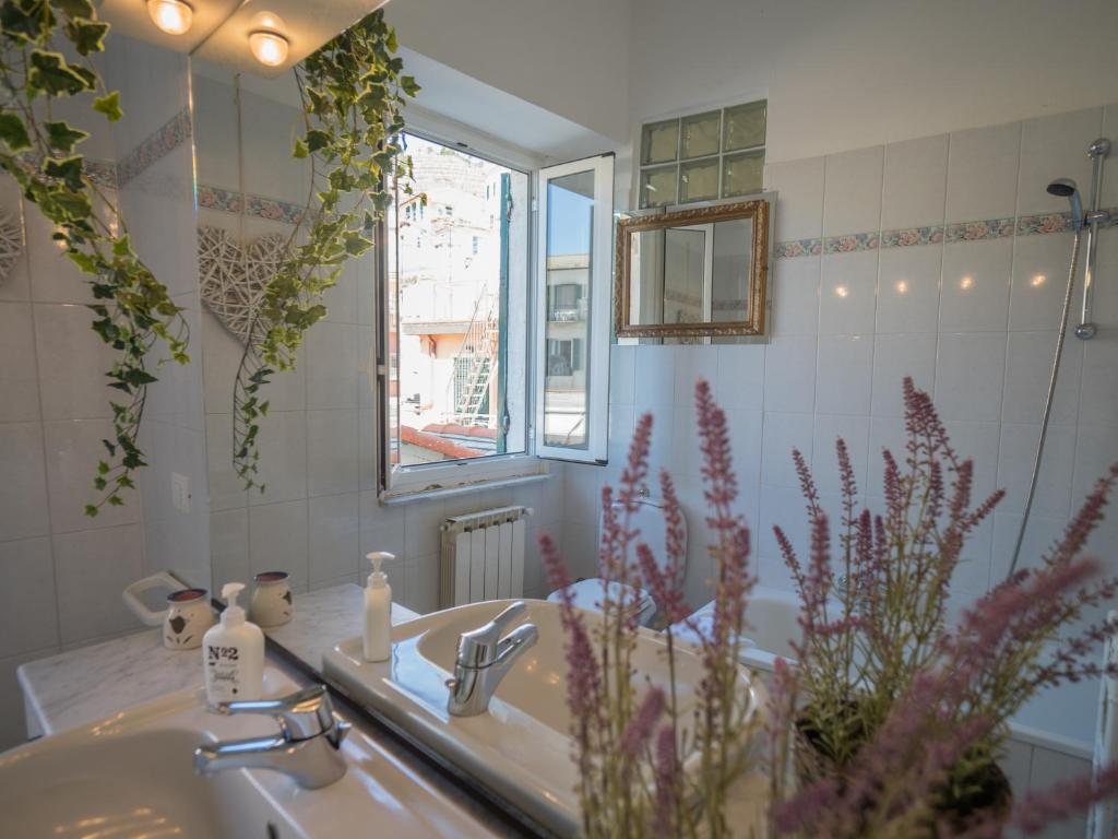 Koupelna v ubytování Recanissu Apartment with balcony & AC
