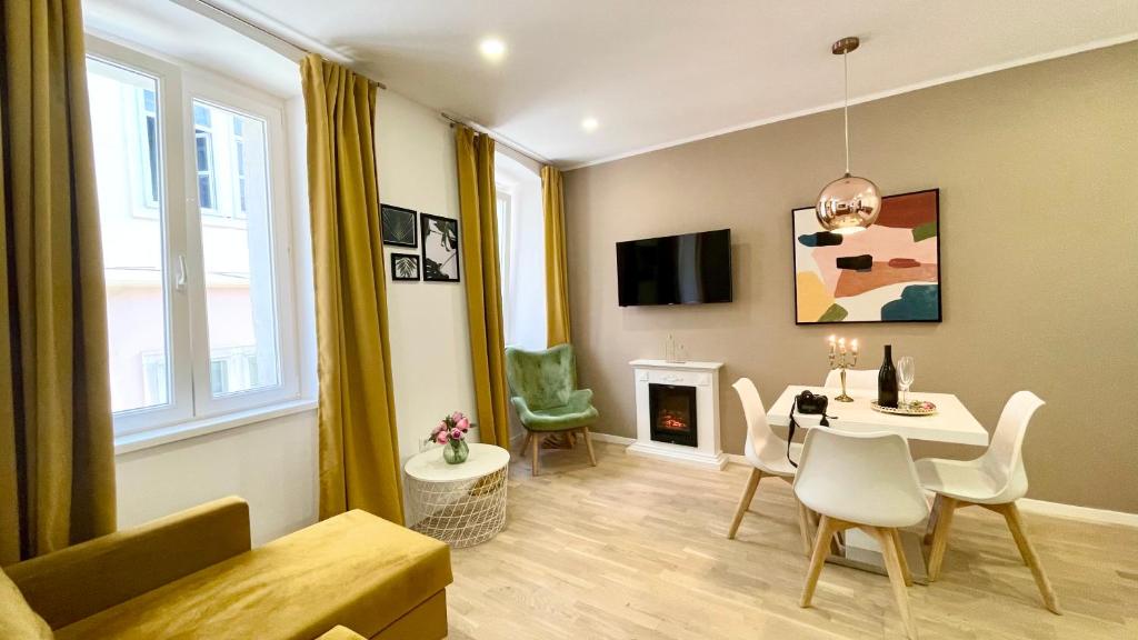Hedone Luxury 3 Apartments with FREE PARKING - One-Bedroom Apartment
