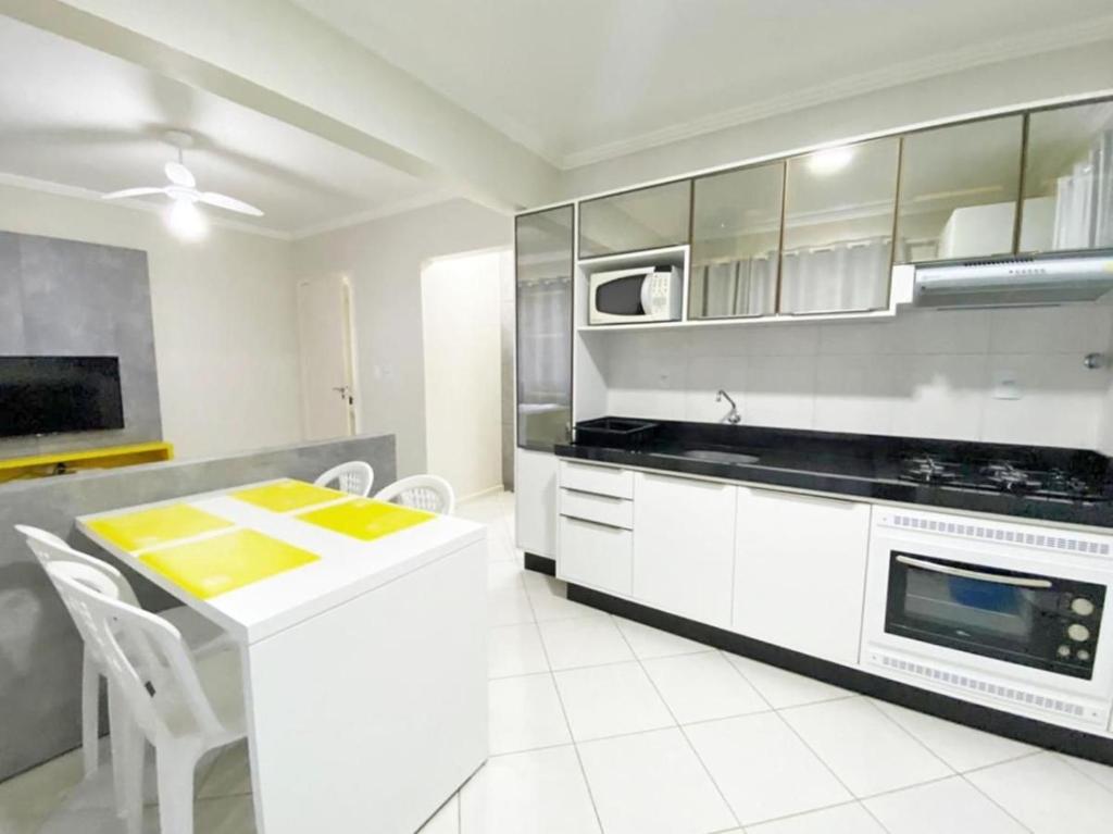  Apartamento em Mariscal 28
