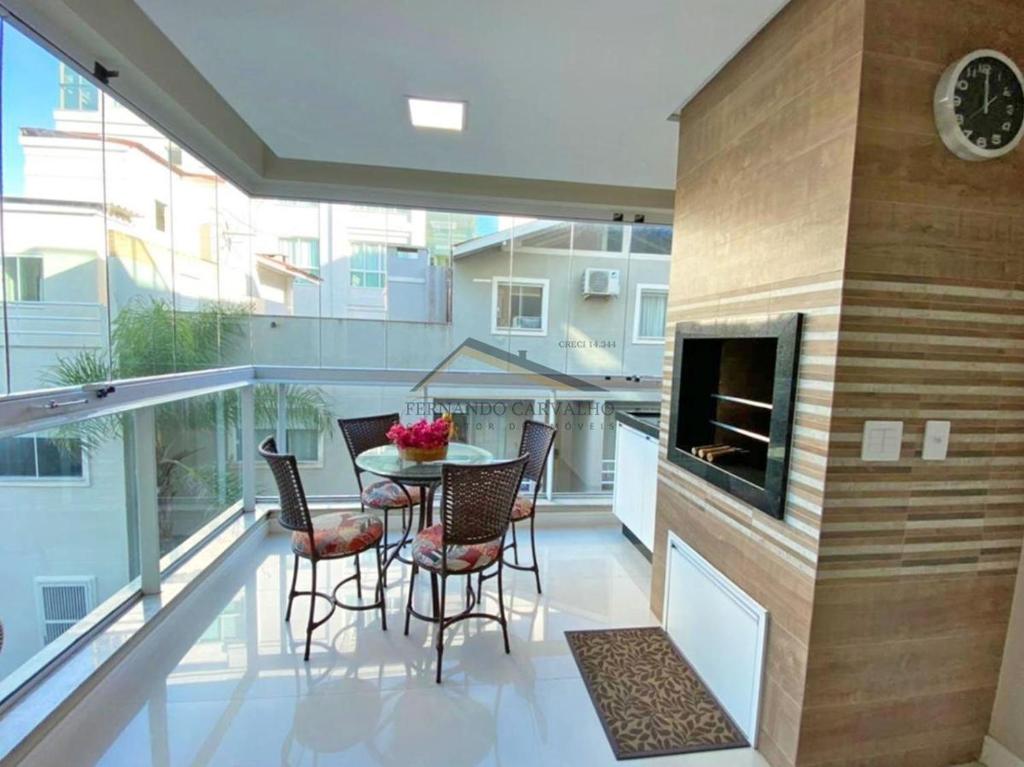  Apartamento em Mariscal