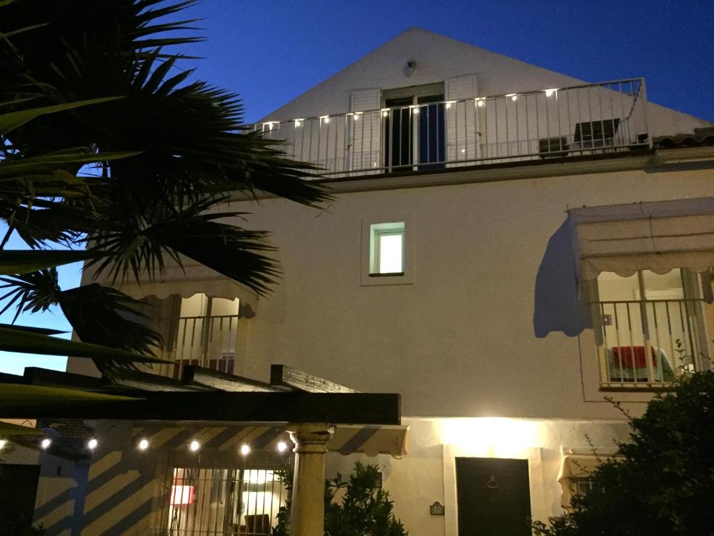 San Miguel B&B Granada - Housity