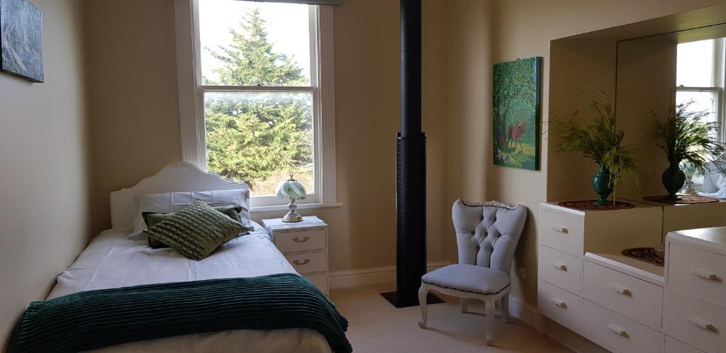 
Single Room with Garden View
