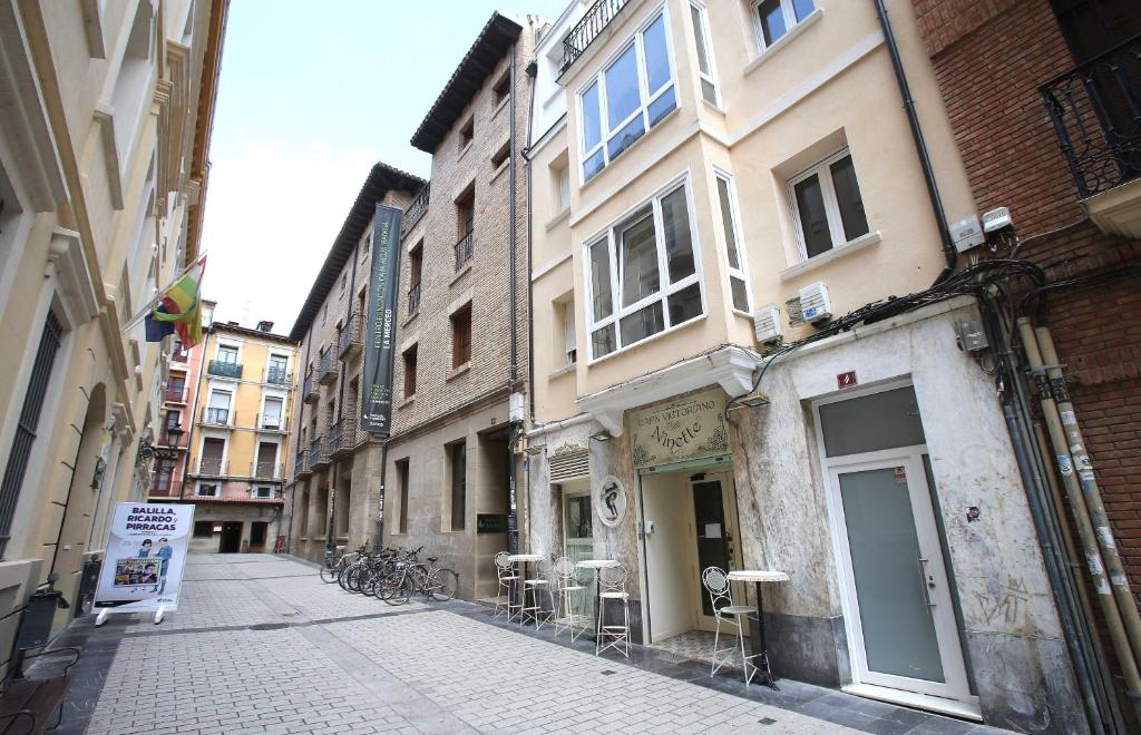 EL RINCON DE LA MERCED junto Laurel Aire acondicionado By Apartamentos Logrono org - Apartamento Con Terraza