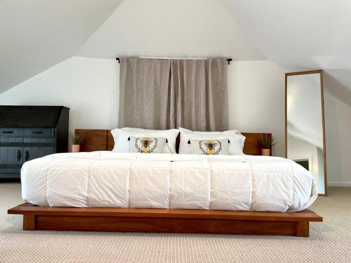 Buttonwood Boutique Hotel - 