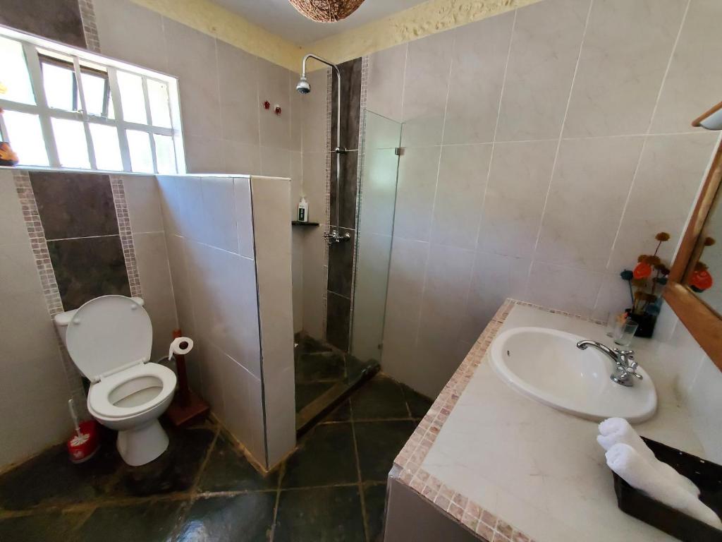 Koupelna v ubytování Mwanzo Lodge