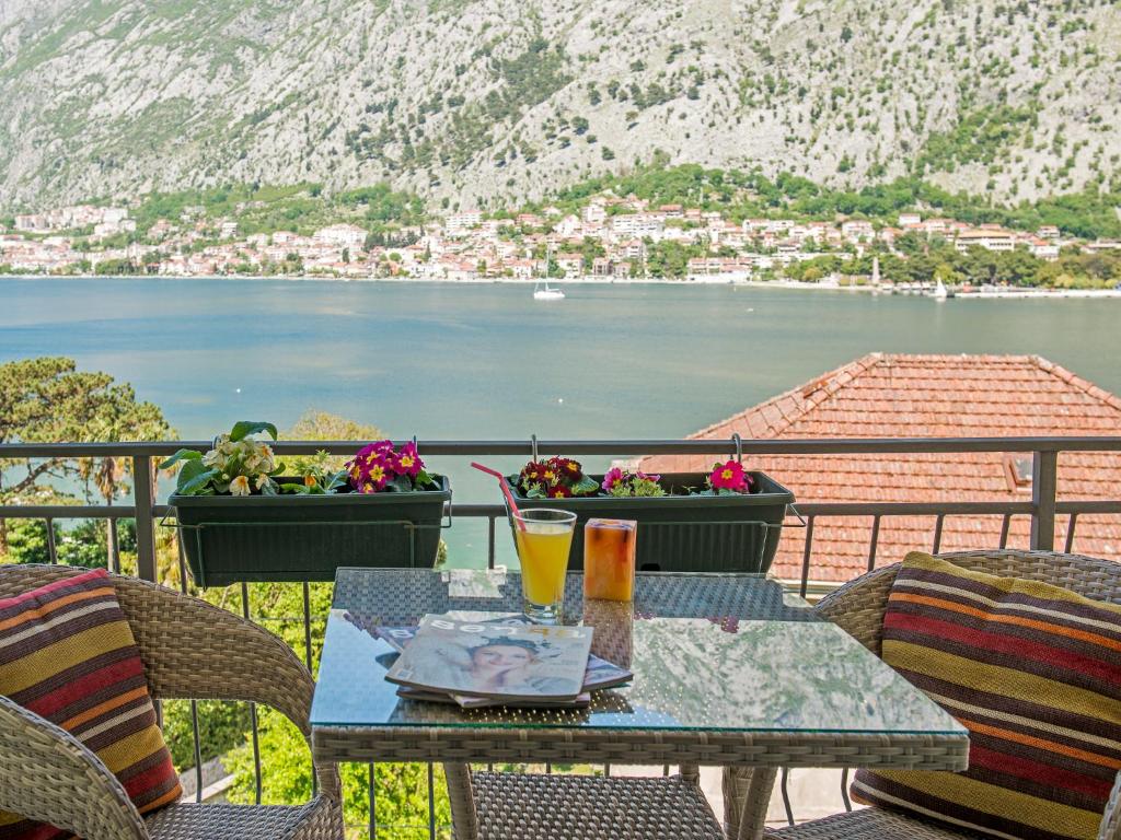 Green Home Apartments - Apartment With Sea View