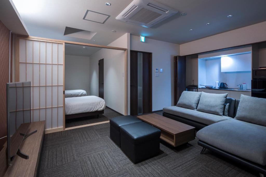Posezení v ubytování Randor Residence Hiroshima Suites