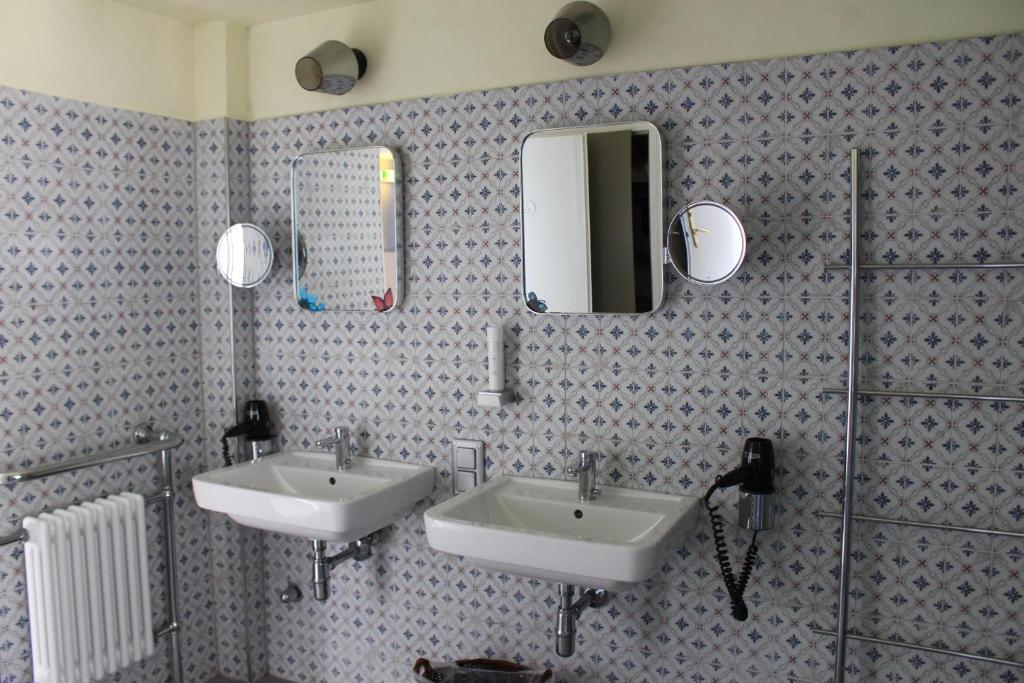 Koupelna v ubytování Stadtalm Naturfreundehaus