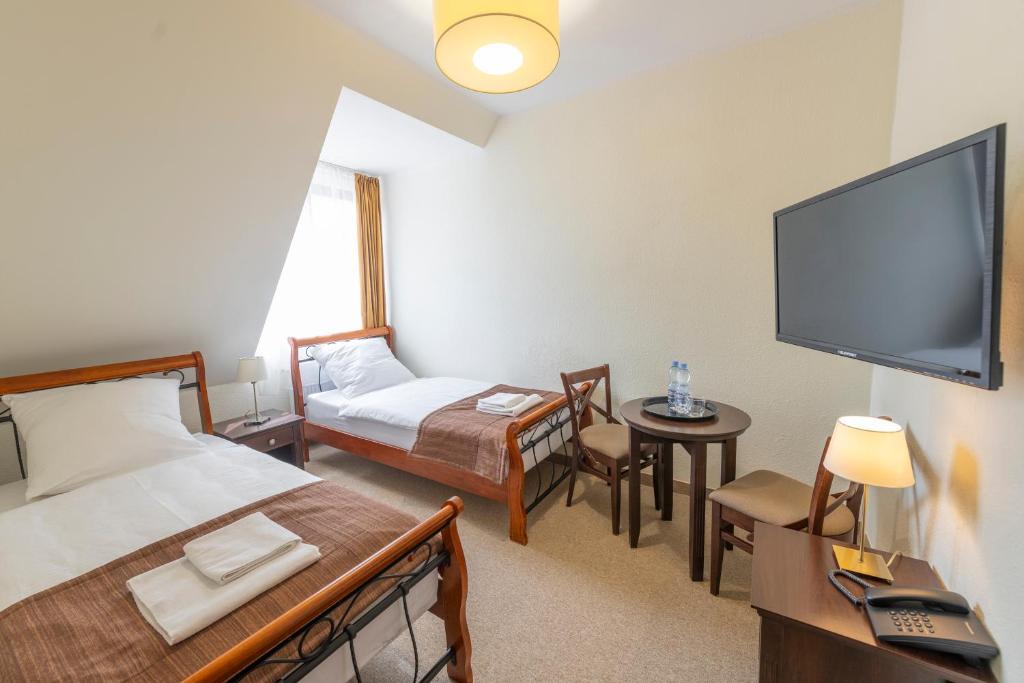 Hotel Mona Lisa Wellness & Spa - Economy Tweepersoonskamer Met 2 Aparte Bedden