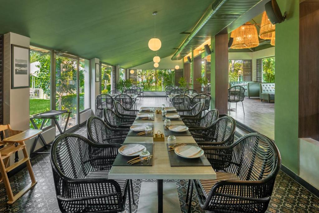 Restaurace v ubytování Green Meadows Resort