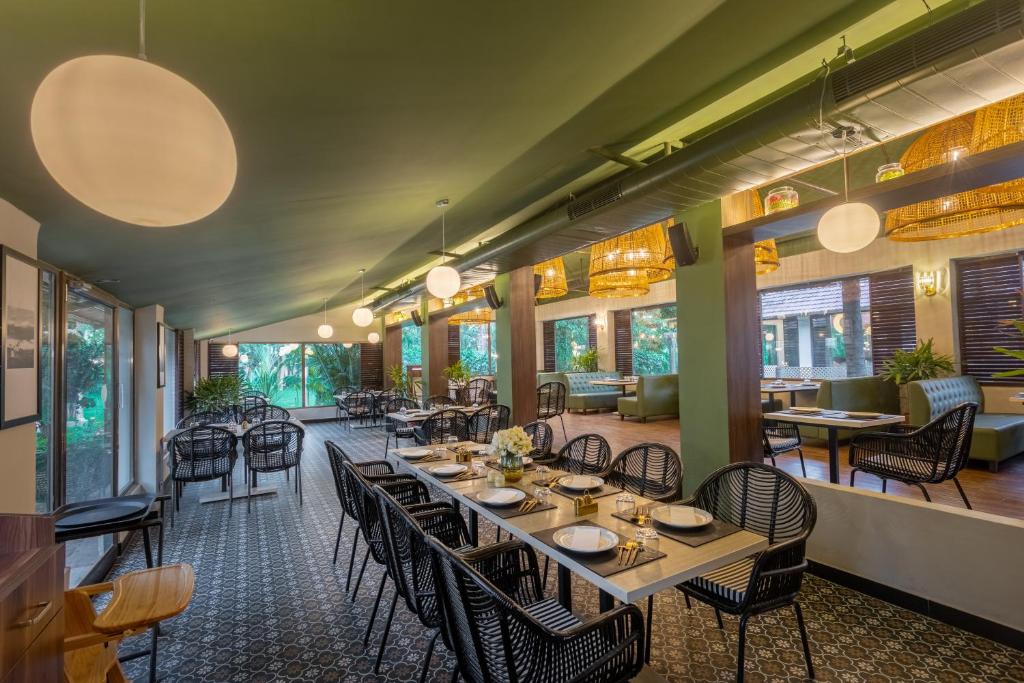 Restaurace v ubytování Green Meadows Resort