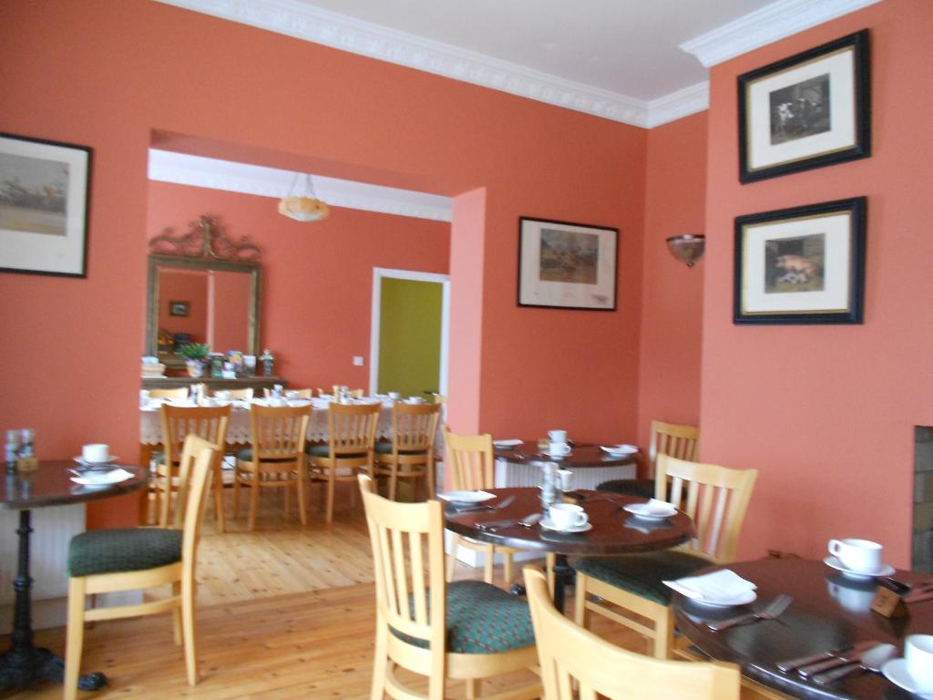 Restaurace v ubytování The Yellow House B&B