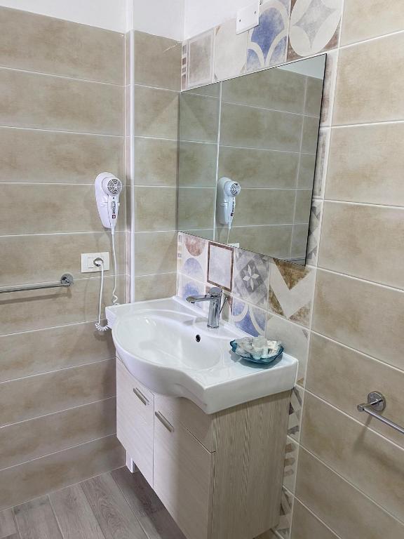 Koupelna v ubytování Residence La Perla Marzamemi