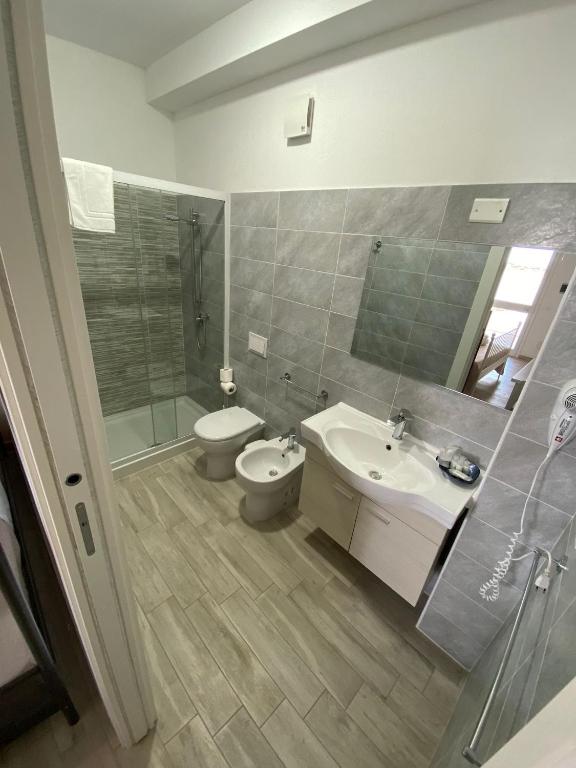 Koupelna v ubytování Residence La Perla Marzamemi