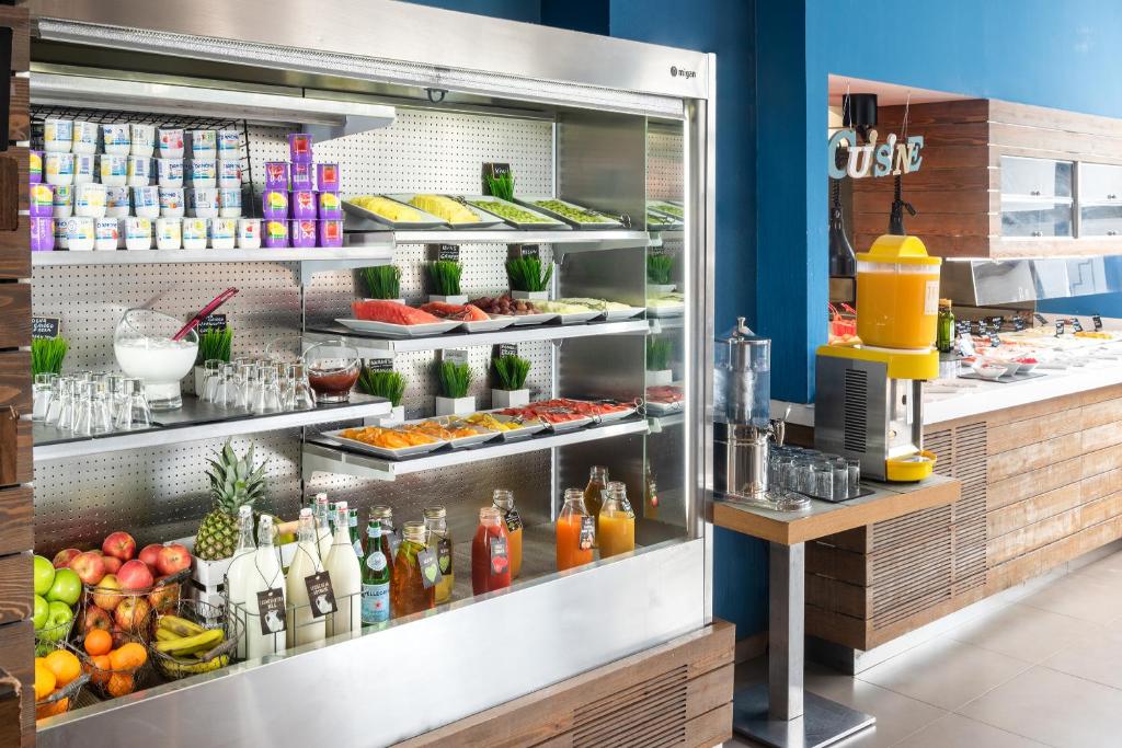 Madrid Airport Suites, Affiliated by Meliá - Resim 12