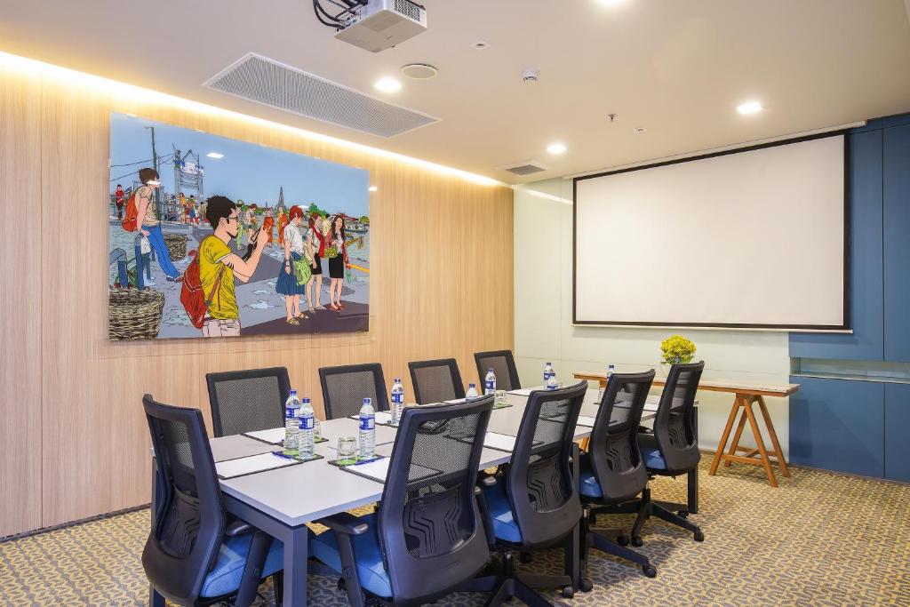 Konferenční prostory v ubytování Holiday Inn Express Bangkok Sathorn by IHG