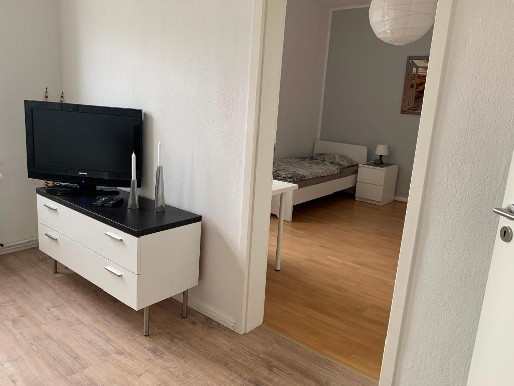 TV a/nebo společenská místnost v ubytování Etage1