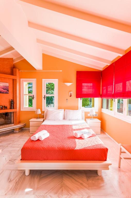 Postel nebo postele na pokoji v ubytování Villa Anna Maria - 3 Bedroom, Private Pool