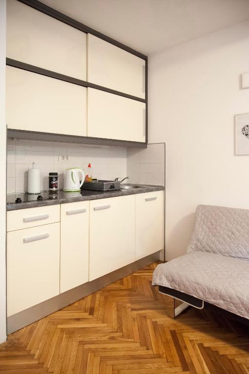 Studio Apartment Vijenac - 9