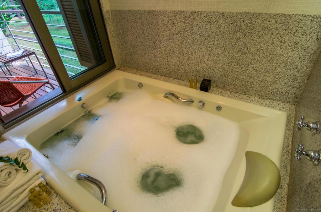 Garden Hill Hotel e Golfe - Deluxe Suite Met Spa -bad