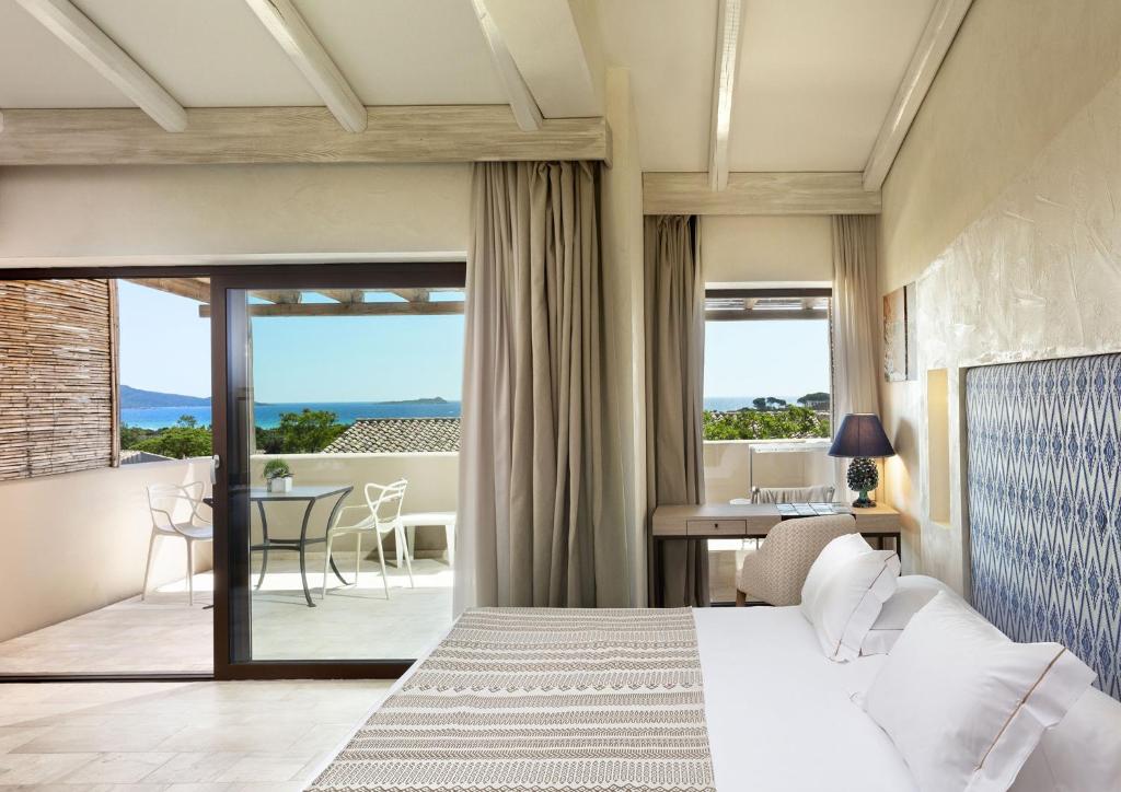 Baglioni Resort Sardinia - The Leading Hotels of the World photo 2
