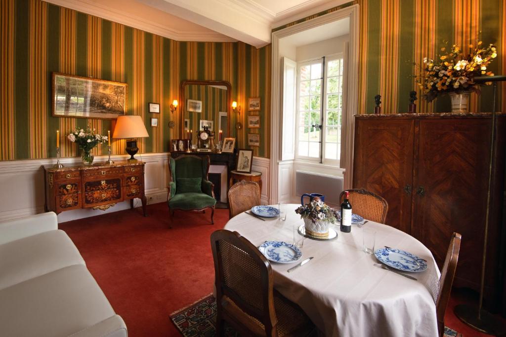 Château-Hôtel de Bourron - One-Bedroom House