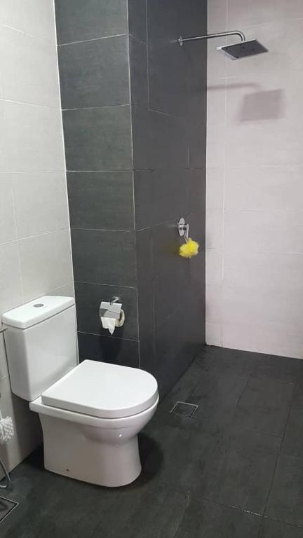 Koupelna v ubytování Aleeya Suite @ Troika Residence
