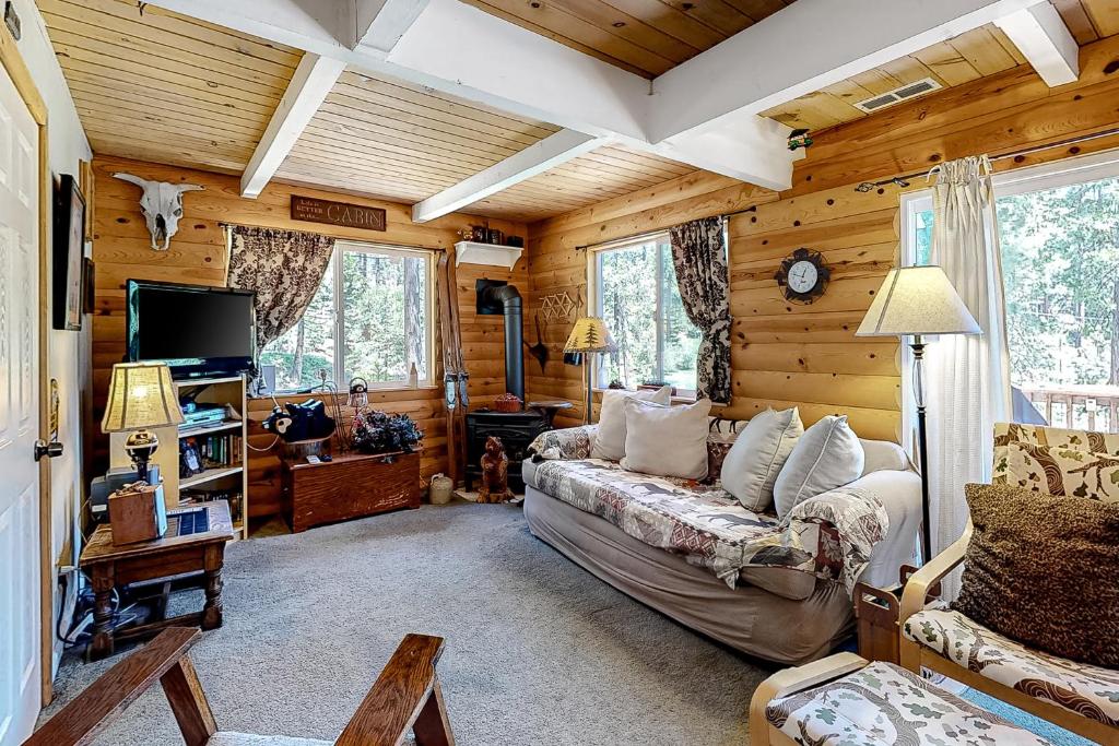 Beary Happy Cabin – Photos 1