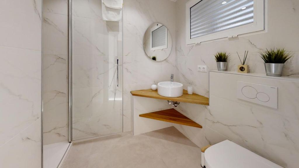 Paradise Windows, Alicante – Updated 2023 Prices