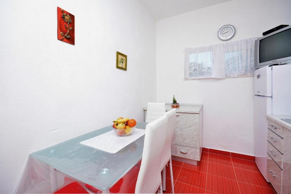 Kuchyň nebo kuchyňský kout v ubytování One bedroom apartment 3558-5