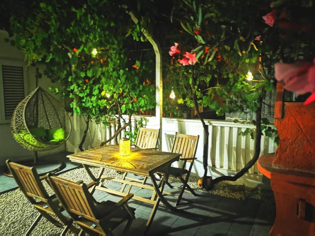 Vườn quanh Holiday home Morgan