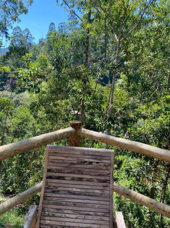  Recanto Manaain