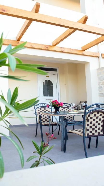 Kastro Apartments - 