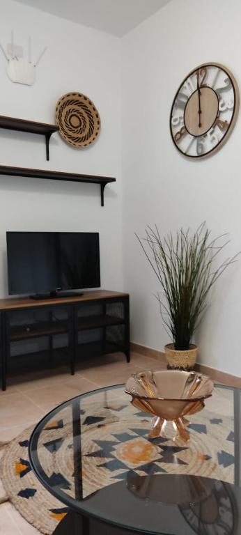 Una televisión o centro de entretenimiento en Casa Tío Luis
