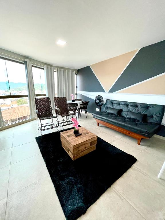  APARTAMENTO BEIRA MAR PRAIA GRANDE ATÉ 7 pessoas