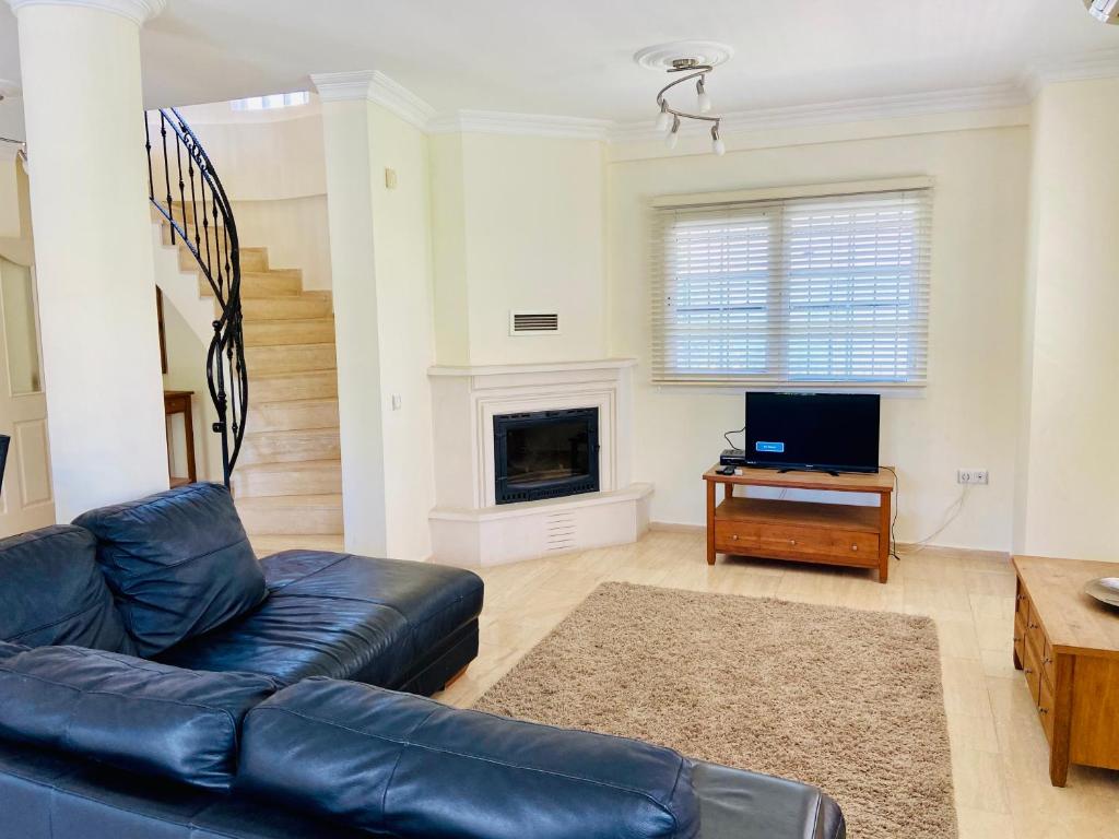 Ten Apart Hotel - 18