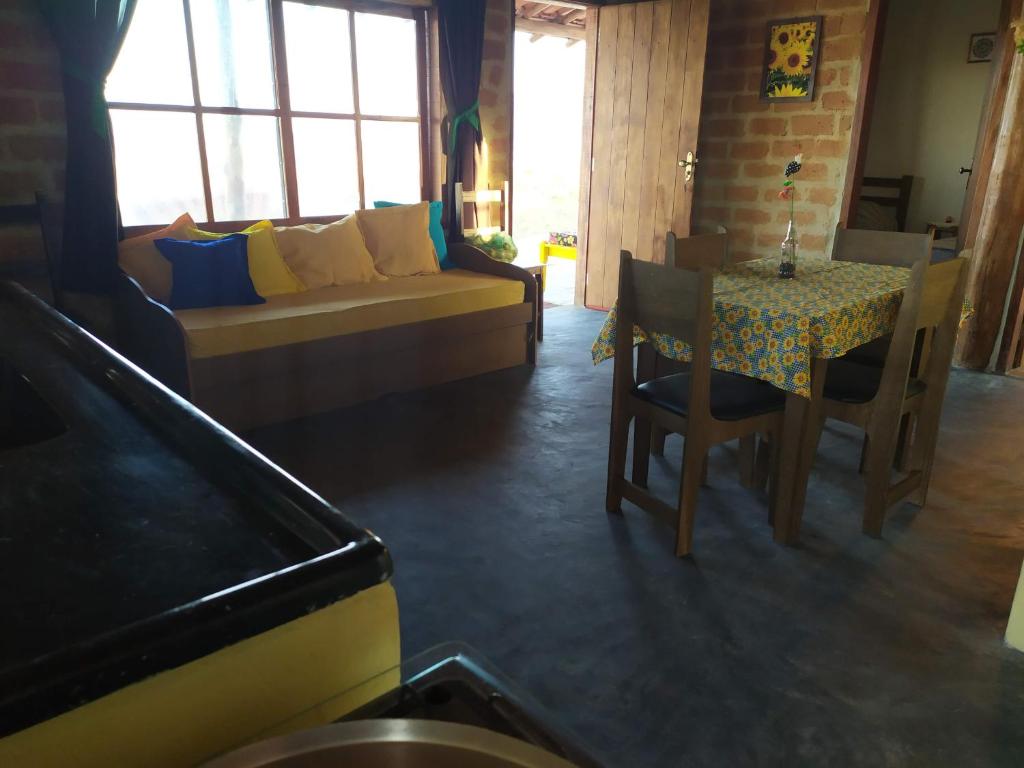  Sítio São Miguel - Carrancas - MG - Chalé Girassol