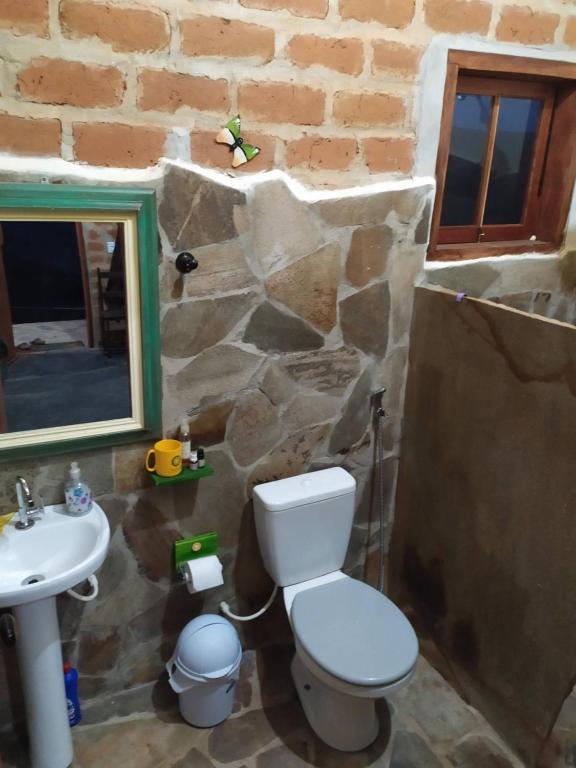  Sítio São Miguel - Carrancas - MG - Chalé Girassol