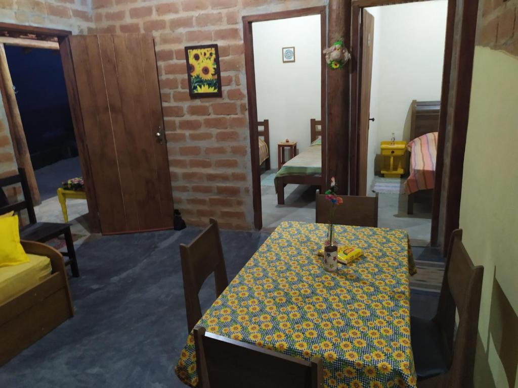  Sítio São Miguel - Carrancas - MG - Chalé Girassol