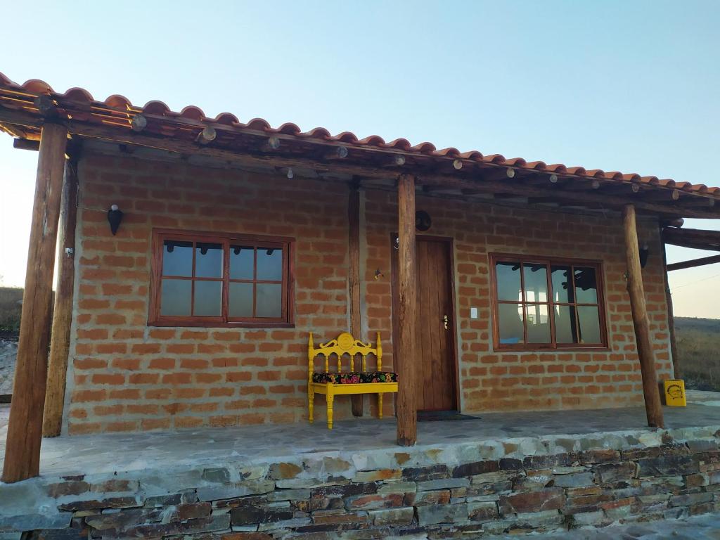  Sítio São Miguel - Carrancas - MG - Chalé Girassol