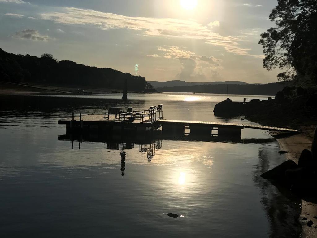  Lake House Ibiuna