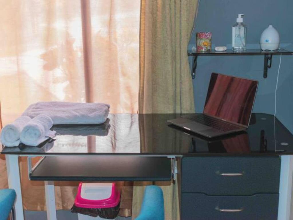 Linda casa de verano con amplias zonas verdes - Chambre Lit Queen-Size Avec Vue Sur Jardin