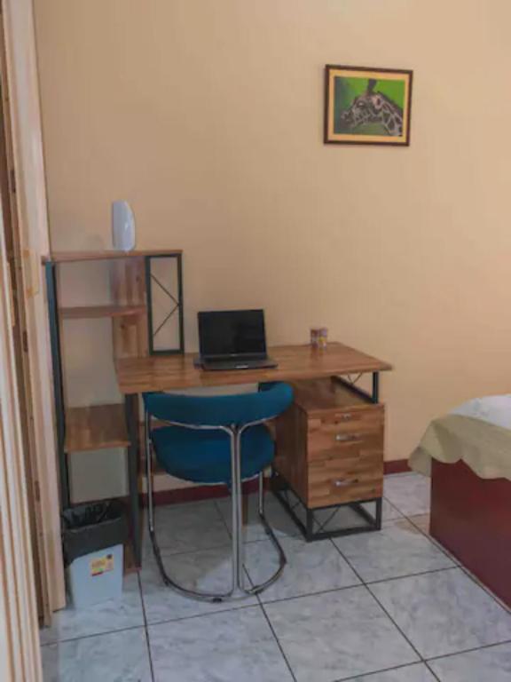 Linda casa de verano con amplias zonas verdes - Chambre Double Avec Salle De Bains Privative