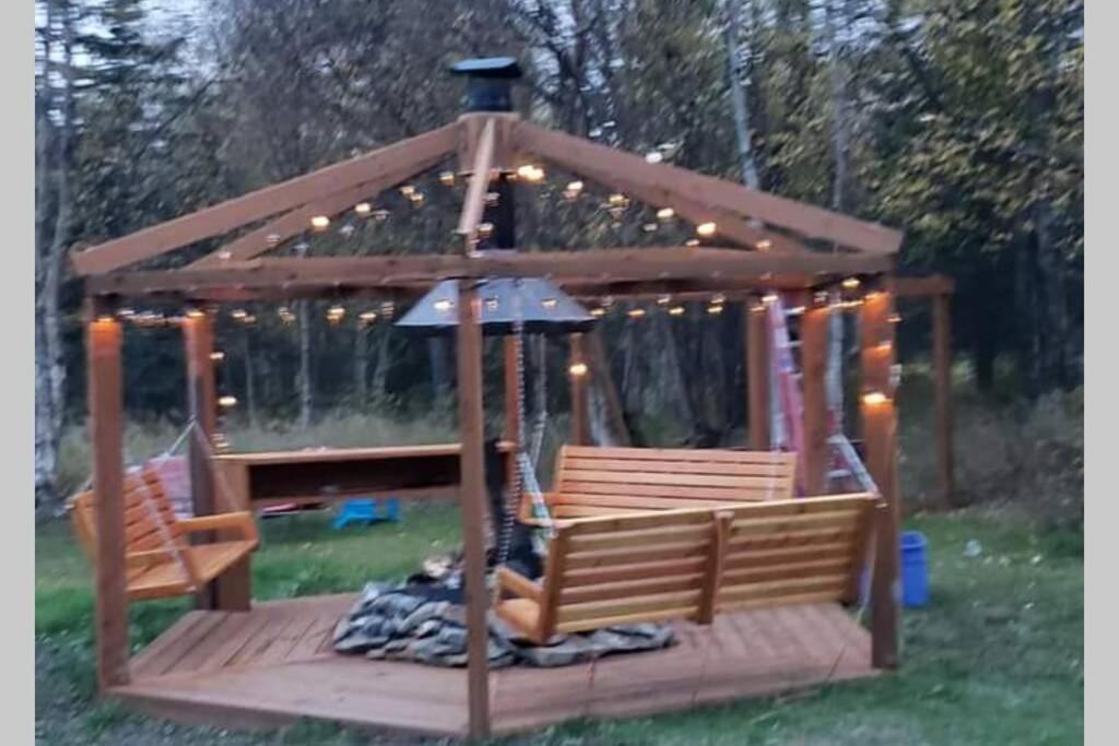 A Piece of Alaska Treehouse Cabins - The Eagle's Nest - Housity