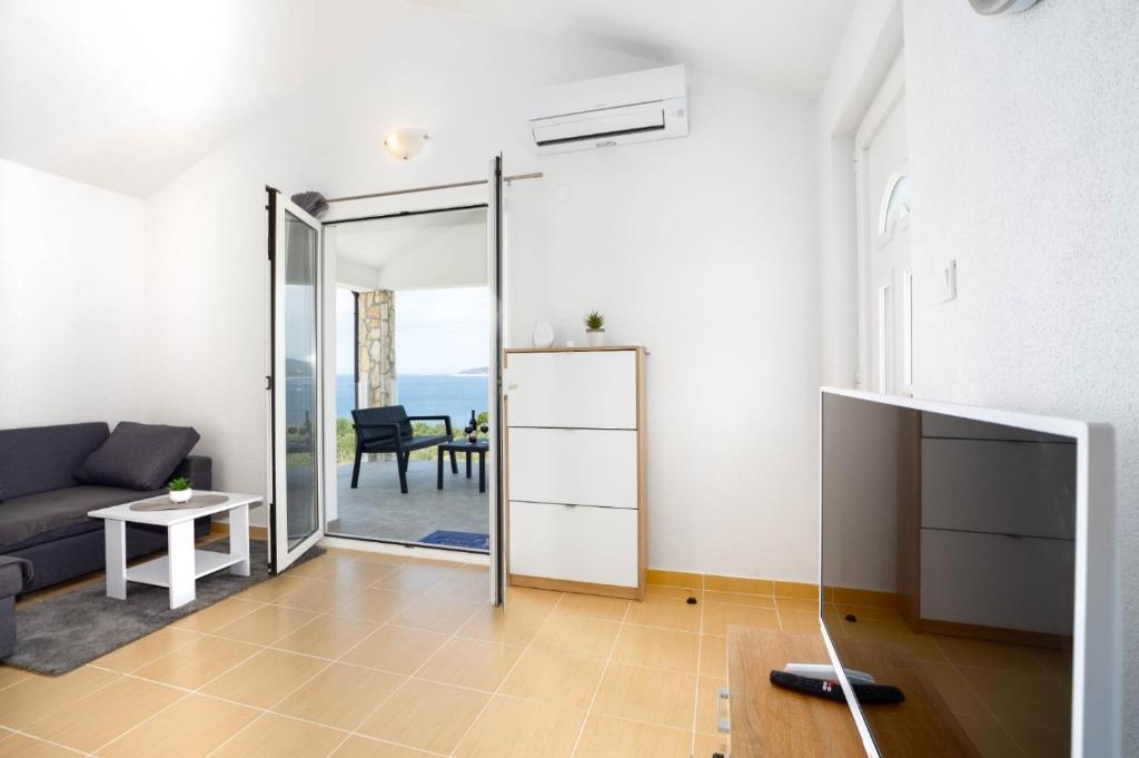 Posezení v ubytování Holiday Home Drvenik
